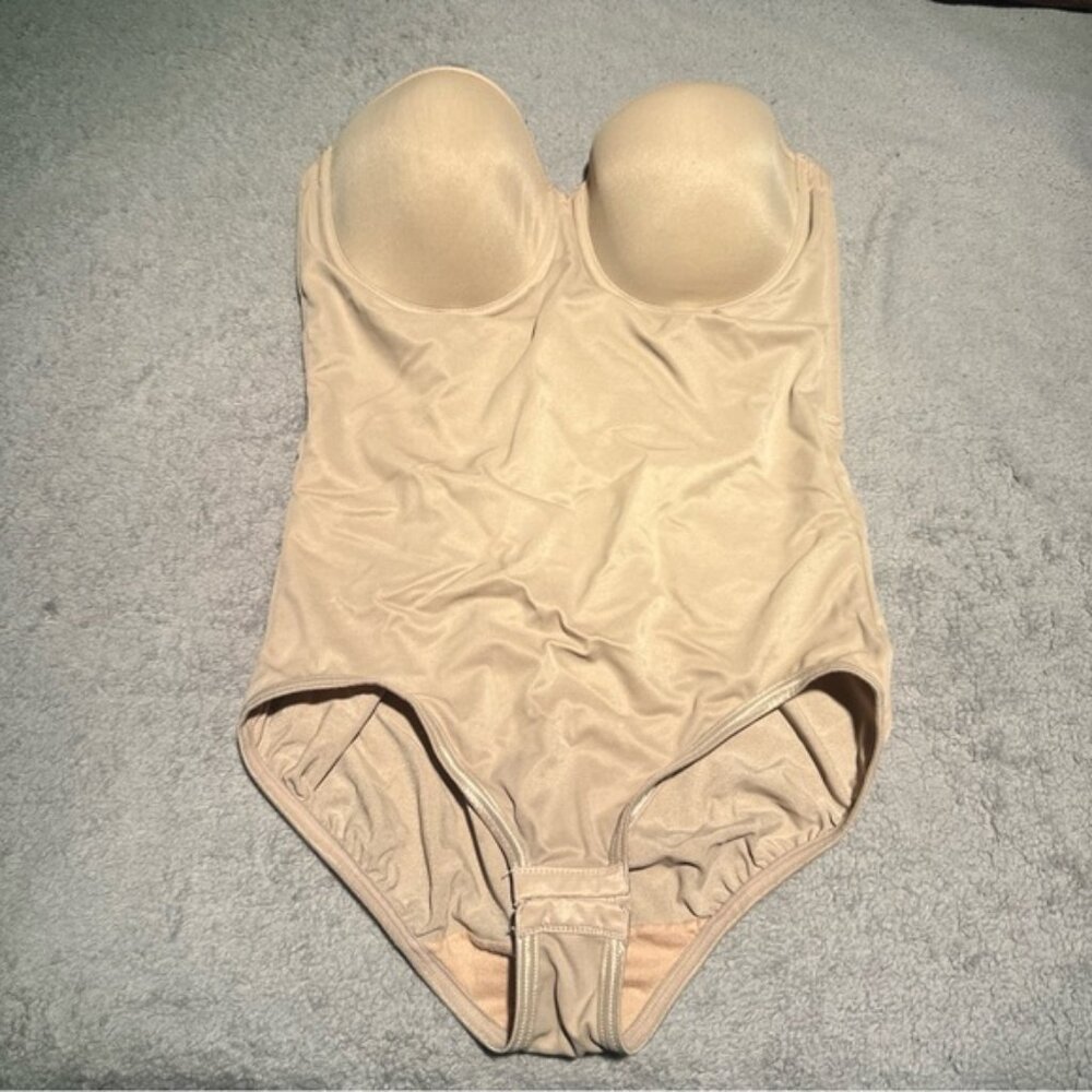 Maidenform Shapewear Bodysuit Beige Nude Size 38C Underwire Body Shaper